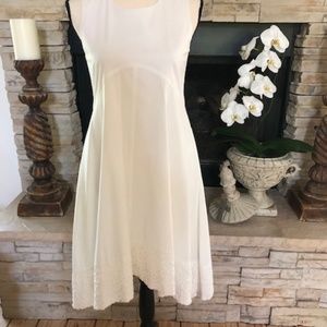 White sleeveless cotton dress